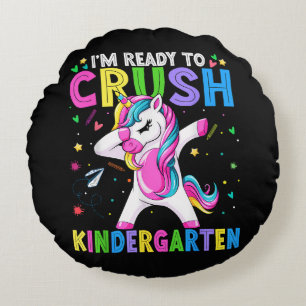 Ik ben klaar voor de kleuterschool terug naar scho rond kussen