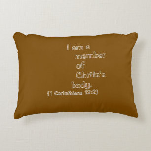 IK BEN LID VAN HET LICHAAM VAN CHRISTUS. ACCENT KUSSEN