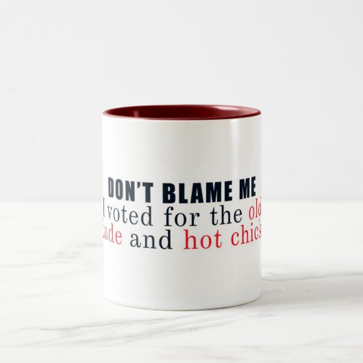 Ik ben me niet schuldig tweekleurige koffiemok (Center)