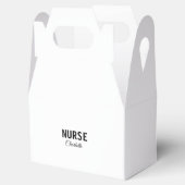 Ik ben medisch verpleegkundige en voeg alleen jouw bedankdoosjes (Geopend)