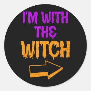Ik Ben Met De Heks Grappig Halloween Matchend Kopp Ronde Sticker