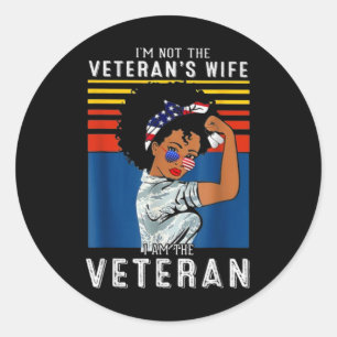 Ik ben niet de vrouw van de Veteraan.. ik ben de v Ronde Sticker
