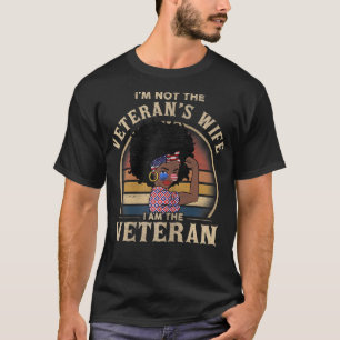 Ik ben niet de vrouw van de veteraan.. ik ben de v t-shirt