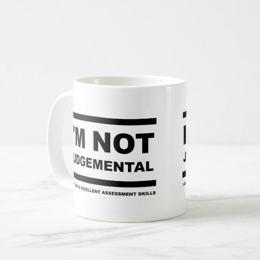 Ik ben niet Judgmental Funny Mug Koffiemok (Voorkant links)