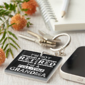 Ik ben niet moe dat ik een voltijdse oma ben sleutelhanger (Voorkant Rechts)