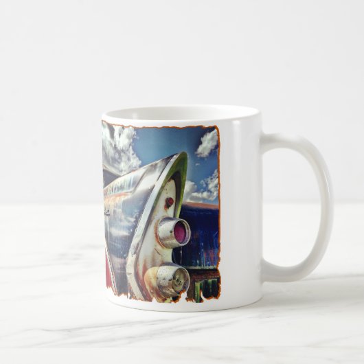 Ik ben niet oud. Ik ben een CLASSIC Koffiemok (Rechts)