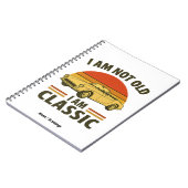 Ik ben niet oud, ik ben een klassiek grappig retro notitieboek (Linkerzijde)