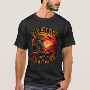 Ik ben niet oud Ik ben een klassieke motorfiets ou T-shirt