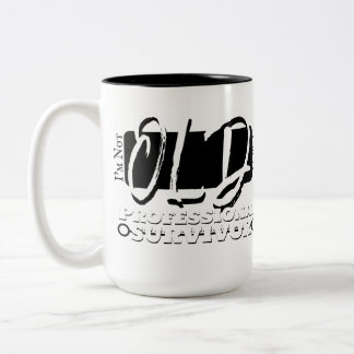 Ik ben niet oud, ik ben een professionele overleve tweekleurige koffiemok