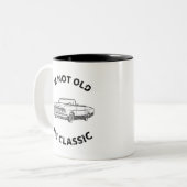 Ik ben niet oud, ik ben klassieke tweekleurige koffiemok (Voorkant links)