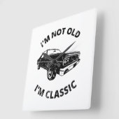 Ik ben niet oud, ik ben klassieke Vierkante Klok (Hoek)