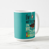 Ik ben niet oud, ik ben middeleeuwse moderne koffiemok (Voorkant rechts)