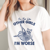 Ik ben niet zoals andere meisjes, ik ben nog grapp Tri-Blend shirt