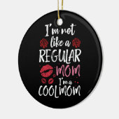 Ik ben niet zoals een gewone moeder, ik ben een co keramisch ornament (Links)