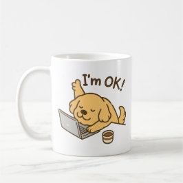 Ik ben ok! hond werkt aan laptop koffiemok
