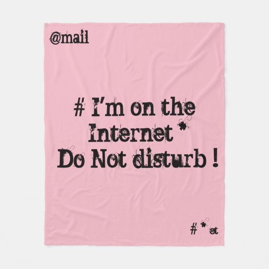 Ik ben op het internet. Niet storen! Fleece Deken (Voorkant)