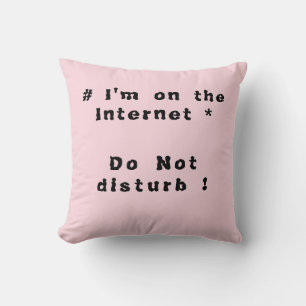 Ik ben op het internet. Niet storen! Kussen