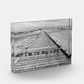 Ik ben op weg naar het strand, zwart-witte foto (Links)