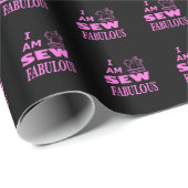 Ik ben prachtig naaid in zwart en roze cadeaupapier (Rol Hoek)