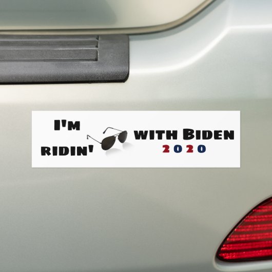 Ik ben Ridin met Biden in 2020 Bumpersticker (Op auto)