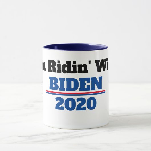 Ik ben Ridin met Biden in 2020 Mok (Midden)