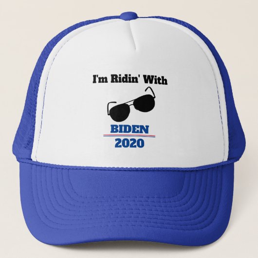 Ik ben Ridin met Biden in 2020 Trucker Pet (Voorkant)