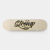Ik ben sterk in Jesus Black en Gold Persoonlijk Skateboard (Horizontaal)
