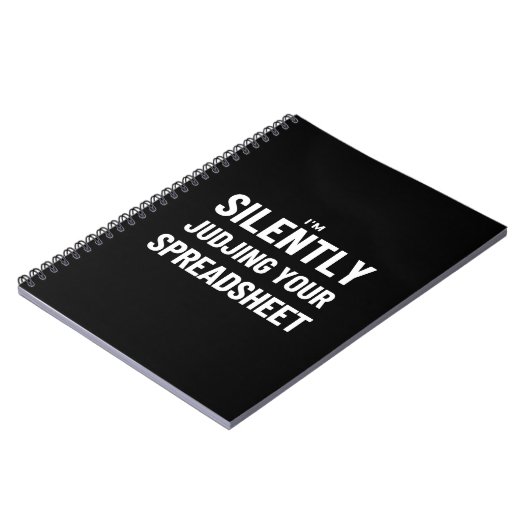 Ik ben stilletjes je spreadsheet aan het beoordele notitieboek (Linkerzijde)