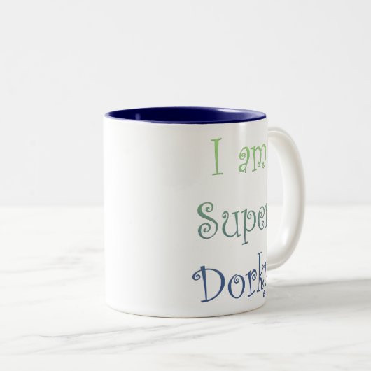 Ik ben Super Dorky Tweekleurige Koffiemok (Voorkant rechts)