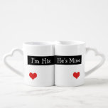 Ik ben van hem Hij is van mij Nieuw Wed Heart Wedd Loversmokken<br><div class="desc">Ik ben van hem hij is van mij .. pas getrouwd hart bruiloft .. perfect paar liefde hart mokken .. twee liefde harten bruiloft kopjes voor een liefdevol nieuw getrouwd stel .. de coolste drink-ware van Ricaso</div>