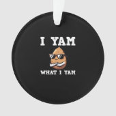 Ik ben wat ik ben Yam Humorous V-Neck Ornament (voorkant)