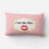 Ik ben zijn Mrs. Pink Red Lips Pillow. Kussen (Achterkant)