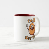 Ik ben zo eiervormig! Schattigee en punny ei carto Tweekleurige Koffiemok (Voorkant rechts)