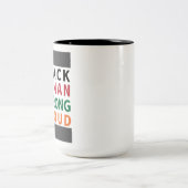 Ik ben zwart, vrouw, sterk, trots. tweekleurige koffiemok (Center)