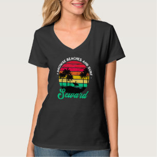 Ik blader door stranden en Surf naar de zee die op T-shirt
