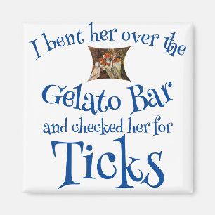 Ik boog haar over de Gelato Bar & controleerde op  Magneet