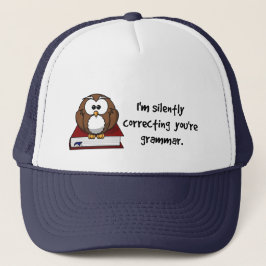 Ik corrigeer je Grammar Wise Owl. Trucker Pet