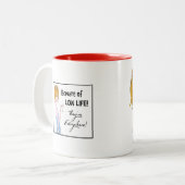 "Ik dacht dat ik prins Charming trouwde, maar..." Tweekleurige Koffiemok (Voorkant links)