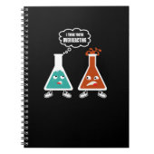 Ik denk dat je overreageert - Funny Nerd Chemistry Notitieboek (Voorkant)