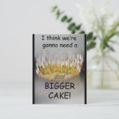 Ik denk dat we een Bigger Birthday Cake nodig hebb Kaart (Staand voorkant)