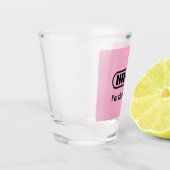 Ik denk na... Laadbalk Roze Minimalistisch Shot Glas (Links)