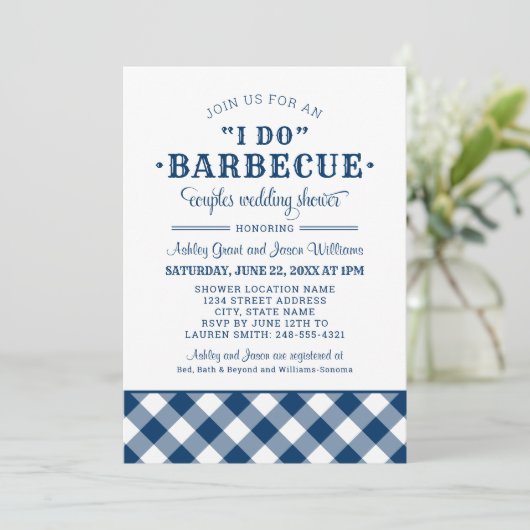 Ik doe BBQ Navy Blue Gingham Wedding Couples Showe Kaart (Staand voorkant)