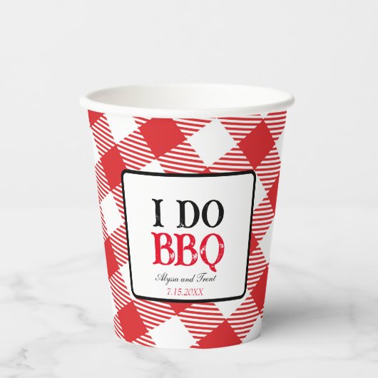 Ik doe BBQ Red Gingham Custom Wedding Papieren Bekers (Voorkant)