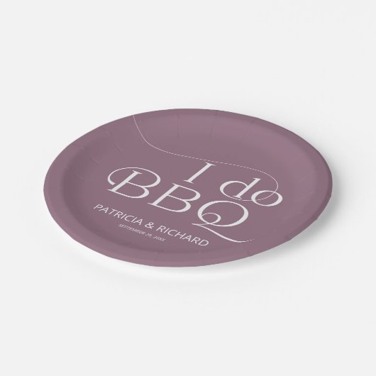 Ik doe het Paarse BBQ Engagement Party Papieren Bordje (Gekanteld)