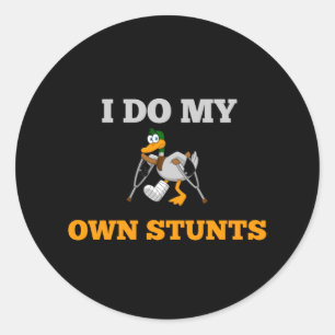 Ik doe m'n eigen Stunts Funny Duck Ronde Sticker