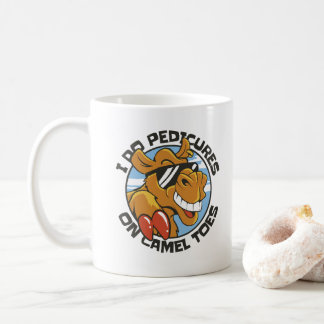 IK DOE PEDICURES OP KAMELTENEN KOFFIEMOK