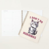 Ik doe 's ochtends niet - grijze kat met koffie planner (Display)