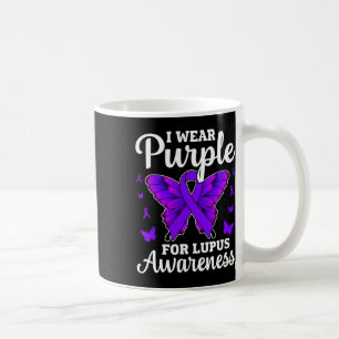 Ik draag paars voor lupus bewustzijn maand vlinder koffiemok