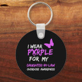 Ik Draag Paarse voor mijn schoondochter overdosis Sleutelhanger (Achterkant)