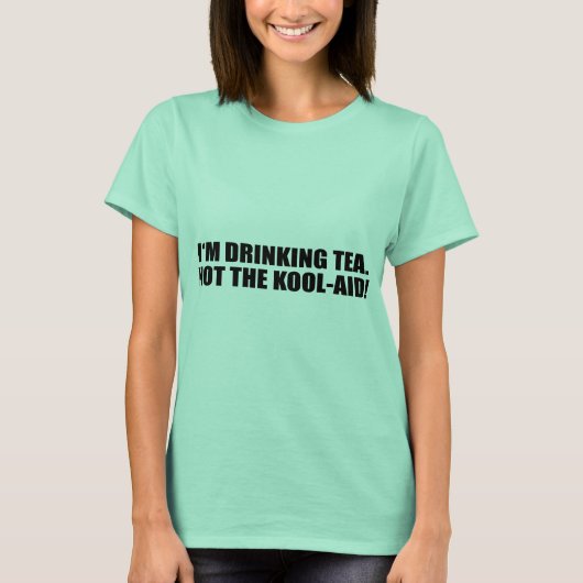Ik DRINK TEA. NIET DE KOOLHULP. T-shirt (Voorkant)